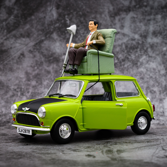 [TINY] 1:18 MR.BEAN MINI COOPER WITH FIGURINE AND SOFA SET