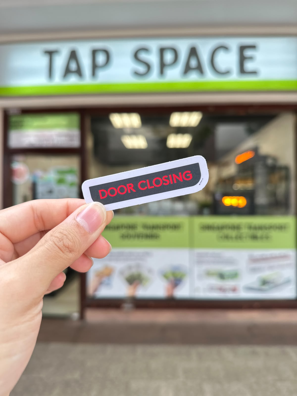 (UL) Vinyl Sticker