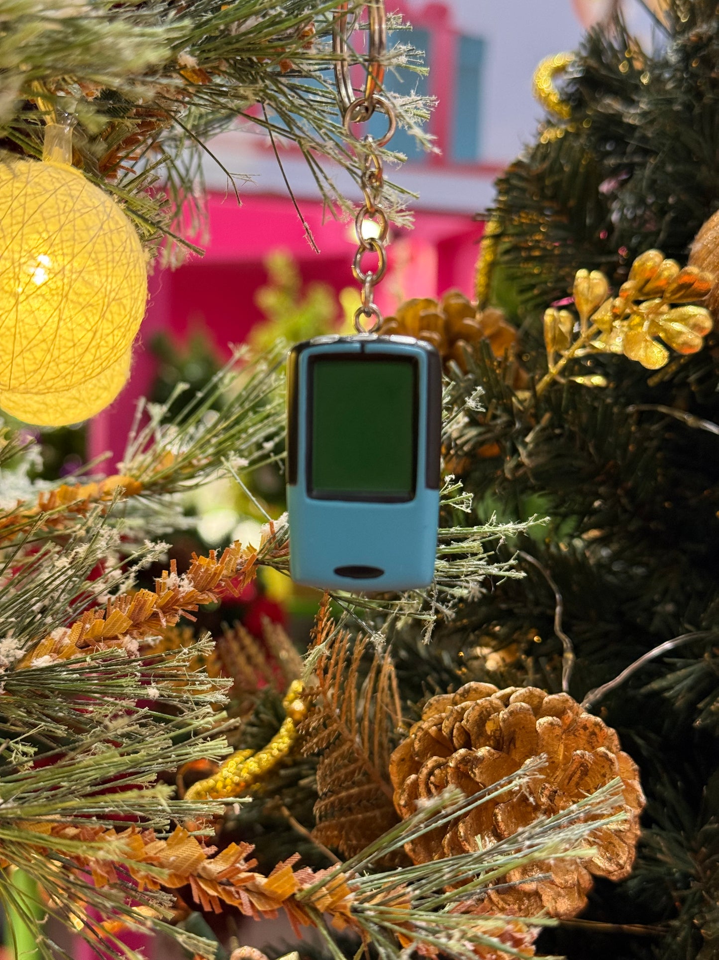Bus Ez-Link Card Reader Keychains - Hengsuay x TapSpace