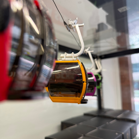 (SENTOSA) CABLE CAR MODEL (ASSORTED COLOURS)